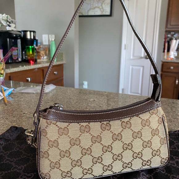 🤩Authentic GUCCI BAGUETTE Shoulder Bag Serial number:154432002122 - Picture 3 of 17